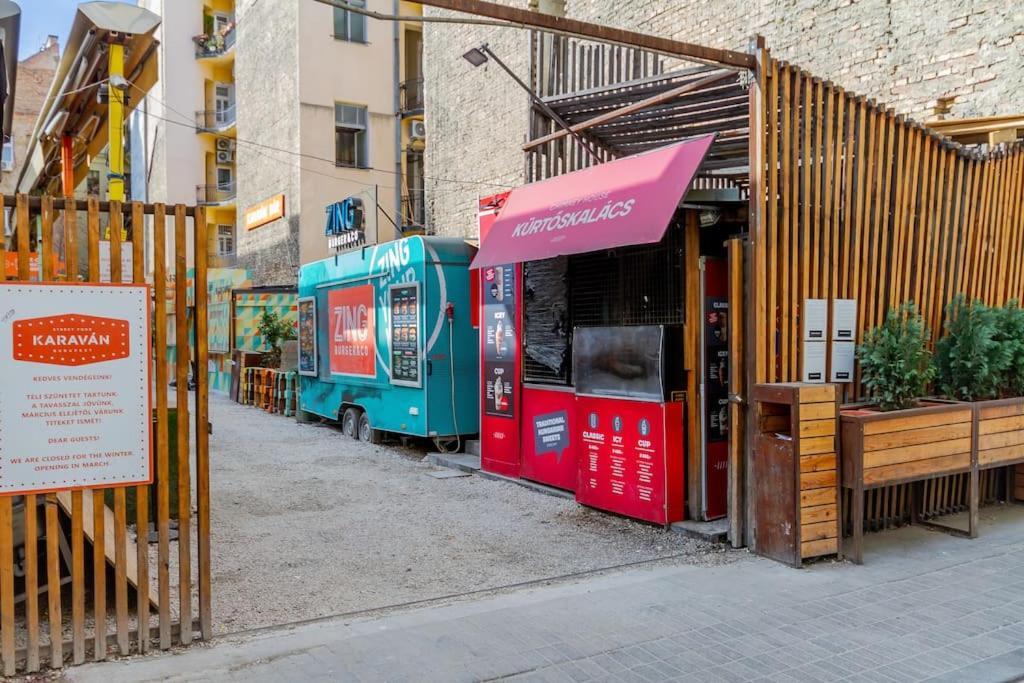Апартаменти Soho Heartbeat Hideaway By Nw *