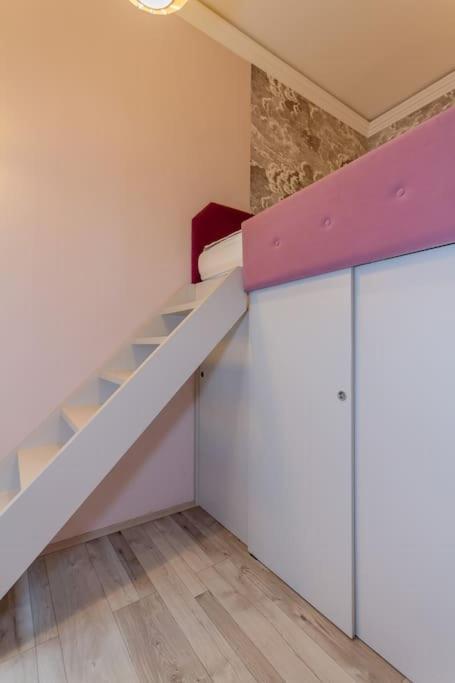 Апартаменти Soho Heartbeat Hideaway By Nw *